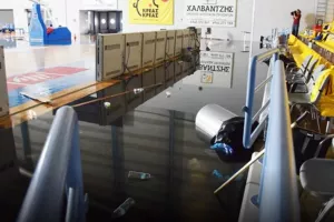 Τεράστιες ζημιές στο κλειστό «Γιάννης Μπουρούσης» στην Καρδίτσα