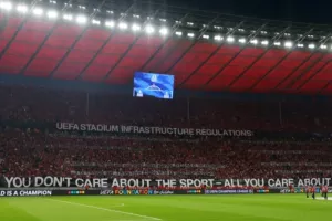 Επίθεση... στην UEFA: "Ενδιαφέρεστε μόνο για τα χρήματα!"