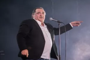 Εξιτήριο για τον Βασίλη Καρρά από το νοσοκομείο