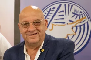 Ο Κούμας... δηλώνει ότι ουδέν μεμπτό έπραξε/ΑΝΑΚΟΙΝΩΣΗ 