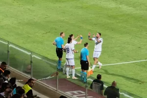 Διπλή παρέμβαση από Τιμούρ 