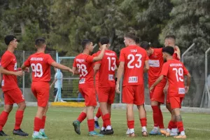 Συνεχίζει χωρίς απώλειες η Νέα Σαλαμίνα (Νέοι Β' Κατηγορία)