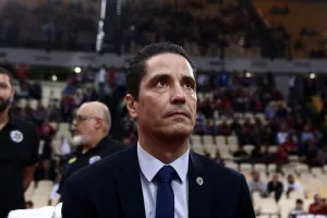 Οριστική συμφωνία Σφαιρόπουλου με Ερυθρό Αστέρα