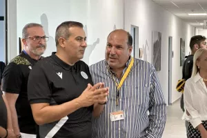 ΑΕΛ/"Απολογήθηκε ο Σάντης στον Χριστοδουλίδη" (Συγχαίρει τον Κορρέα)