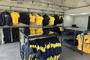 Άνοιξε τις πύλες του το “AEL OFFICIAL SHOP” (βίντεο kerkida)