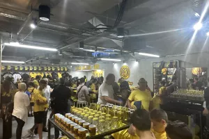 To kerkida στα εγκαίνια του AEL Official shop (φωτος)