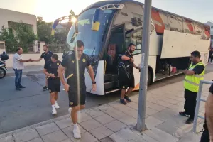 Η άφιξη της ΑΕΛ (Φώτος Kerkida)