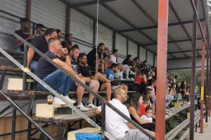 Νίκη και ευχαριστίες στον κόσμο