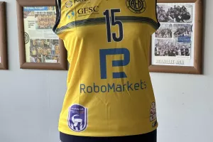 ΑΕΛ: Παρουσίασε ονομαστικό χορηγό, κόουτς και ξένες παίκτριες