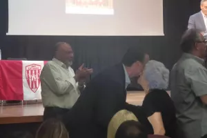 (ΒΙΝΤΕΟ Kerkida) Συγκίνηση με αφιέρωση 