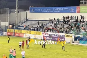 Το δωράκι του Στρούσκι! (βίντεο kerkida)
