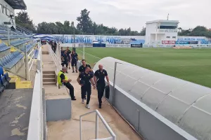 Η άφιξη της ΑΕΛ (φώτος)