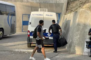 (ΦΩΤΟΣ Kerkida) Άφιξη... ΑΕΚ