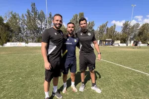 Νικόλας, Μιχάλης και Γιάννης/ΑΠΟΕΛ-Ομόνοια
