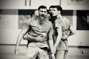 Ομόνοια/"Τίποτα δεν νικάει την καρδιά του πρωταθλητή"