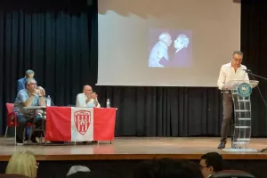 Φωτορεπορτάζ από την παρουσίαση βιβλίου για τον Νική Γεωργίου