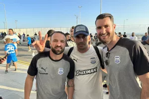 Χαμόγελα, φωτογραφίες, αυτόγραφα και αποθέωση (φώτος)