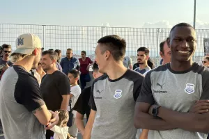 Χαμόγελα, φωτογραφίες, αυτόγραφα και αποθέωση (φώτος)