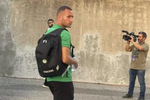 (ΦΩΤΟΡΕΠΟΡΤΑΖ) Άφιξη... Ομόνοιας