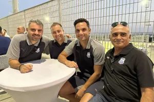 Σκέμπρι με επιτελείο