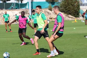 ΦΩΤΟΣ από την προπόνηση της Ομόνοιας