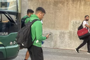 (ΦΩΤΟΡΕΠΟΡΤΑΖ) Άφιξη... Ομόνοιας