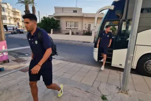 Η άφιξη της ΑΕΖ 