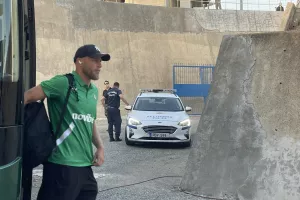 (ΦΩΤΟΡΕΠΟΡΤΑΖ) Άφιξη... Ομόνοιας