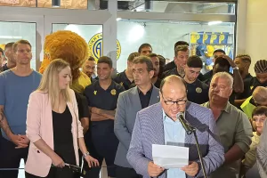 “Yπηρεσίες και προνόμια που πρέπει να απολαμβάνει ο κόσμος της ΑΕΛ” 
