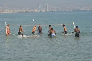 Ξεχωριστή μέρα - Εναλλακτική δραστηριότητα στην παραλία! (Φώτος)
