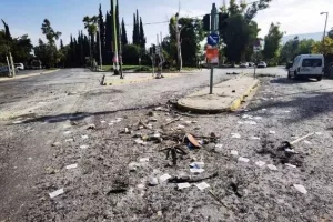 "Βομβαρδισμένο τοπίο" η Ούλωφ Πάλμε μετά τα επεισόδια έξω από την Πανεπιστημιούπολη