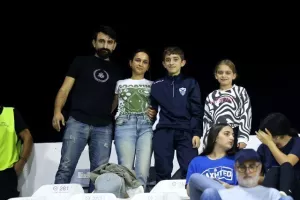 Ανόρθωση - ΑΕΖ: Στραβοπάτησε η "Κυρία" - Σπουδαίο "Χ" το Ζακάκι! (Φώτος)