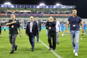 Ανόρθωση - ΑΕΖ: Στραβοπάτησε η "Κυρία" - Σπουδαίο "Χ" το Ζακάκι! (Φώτος)