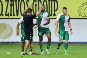 Ανόρθωση - ΑΕΖ: Στραβοπάτησε η "Κυρία" - Σπουδαίο "Χ" το Ζακάκι! (Φώτος)