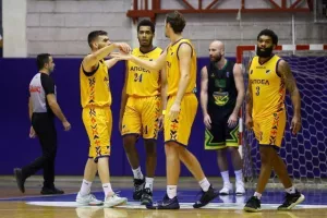 Το ΑΠΟΕΛ πήρε το ντέρμπι (φώτος)