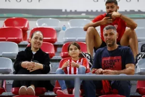 Νέα Σαλαμίνα - Εθνικός: Ερυθρόλευκο πάρτι στο «Αμμόχωστος» και βλέπει... εξάδα! (Φώτος)