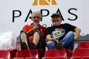 Νέα Σαλαμίνα - Εθνικός: Ερυθρόλευκο πάρτι στο «Αμμόχωστος» και βλέπει... εξάδα! (Φώτος)