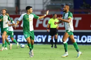 ΑΕΖ-Πάφος: Κυριαρχία με... τεσσάρα και -1 απ' την κορυφή! (φώτος)