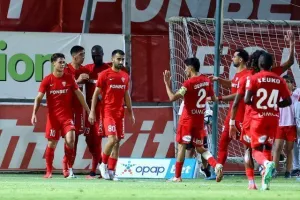 Νέα Σαλαμίνα - Εθνικός: Ερυθρόλευκο πάρτι στο «Αμμόχωστος» και βλέπει... εξάδα! (Φώτος)