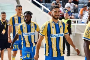 ΑΠΟΕΛ - Νέα Σαλαμίνα: Τέταρτη σερί με... πρώτο Βιγιαφάνιες! (Φώτος)