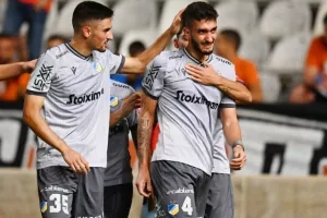ΑΠΟΕΛ - Πέγεια: Ανετη... γαλαζοκίτρινη πρόκριση (φώτος)