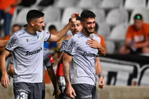 ΑΠΟΕΛ - Πέγεια: Ανετη... γαλαζοκίτρινη πρόκριση (φώτος)