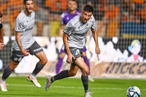ΑΠΟΕΛ - Πέγεια: Ανετη... γαλαζοκίτρινη πρόκριση (φώτος)