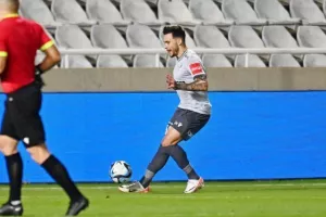 ΑΠΟΕΛ - Πέγεια: Ανετη... γαλαζοκίτρινη πρόκριση (φώτος)