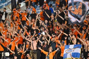 Πορτοκαλί στους παίκτες: "Πρωτάθλημα και Κύπελλο ξανά στο ΑΠΟΕΛ" (Βίντεο Kerkida)