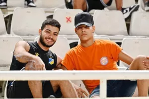 ΑΠΟΕΛ - Εθνικός: Χορταστική εμφάνιση με πεντάρα και πολλούς πρωταγωνιστές! (Φώτος)