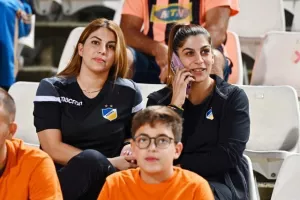 ΑΠΟΕΛ - Εθνικός: Χορταστική εμφάνιση με πεντάρα και πολλούς πρωταγωνιστές! (Φώτος)