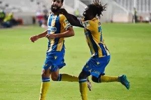 ΑΠΟΕΛ - Εθνικός: Χορταστική εμφάνιση με πεντάρα και πολλούς πρωταγωνιστές! (Φώτος)