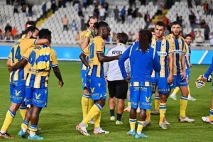 ΑΠΟΕΛ - Εθνικός: Χορταστική εμφάνιση με πεντάρα και πολλούς πρωταγωνιστές! (Φώτος)
