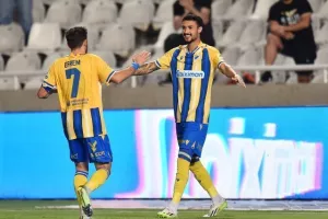 ΑΠΟΕΛ - Εθνικός: Χορταστική εμφάνιση με πεντάρα και πολλούς πρωταγωνιστές! (Φώτος)